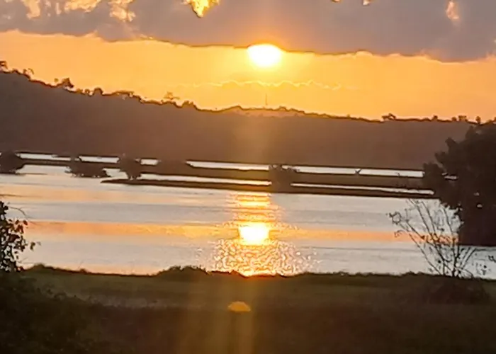 Por Do Sol, Apartamento 201