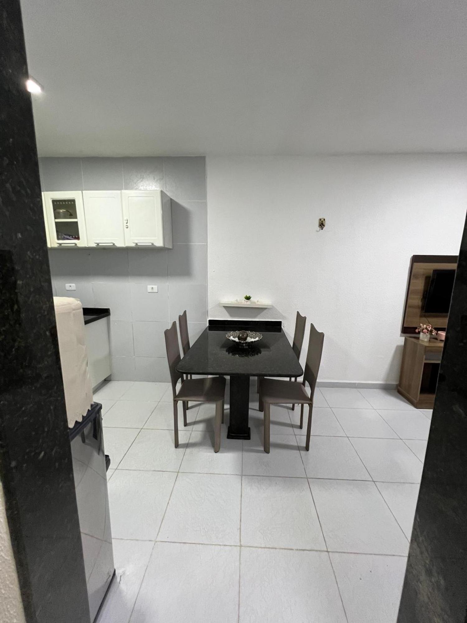 Apartamento Por Do Sol, 201